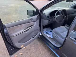 2008 Toyota Sienna LE 7-Passenger
