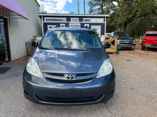 2008 Toyota Sienna LE 7-Passenger