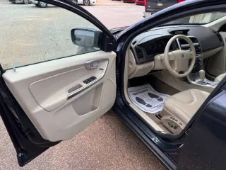 2010 Volvo XC60 3.2