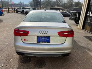 2013 Audi S6 4.0T quattro Prestige