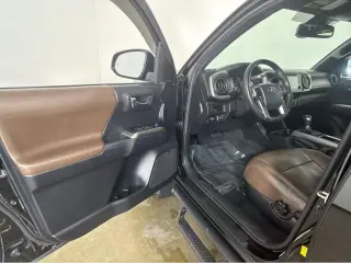 Silver Certified2019 Toyota TACOMA LIMI