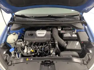 Hyundai ELANTRA 2018 Sport 4dr Sedan 6M