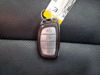 Hyundai ELANTRA 2018 Sport 4dr Sedan 6M