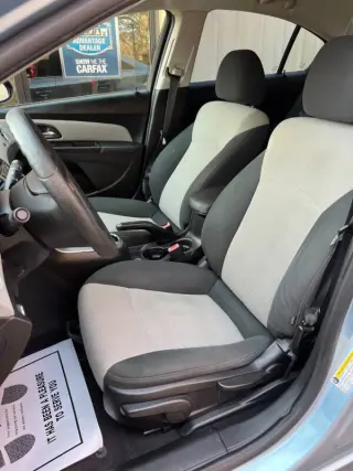 2011 Chevrolet Cruze LS