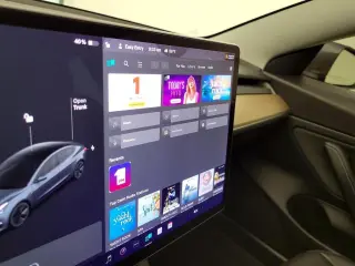 Tesla Model 3 2021 AWD Long Range 4dr Sedan