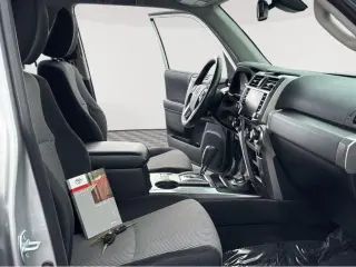2021 Toyota 4 RUNNER SR5
