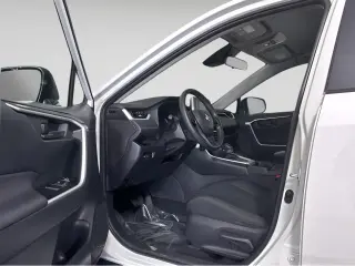 Gold Certified2025 Toyota RAV4 LE