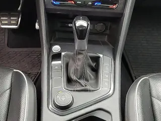 Volkswagen Tiguan 2022 AWD SEL R-Line 4Motion 4dr SUV