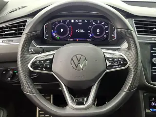 Volkswagen Tiguan 2022 AWD SEL R-Line 4Motion 4dr SUV