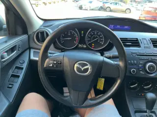 2012 Mazda MAZDA3 i Sport