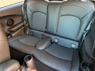 2022 MINI Hardtop 2 Door Oxford Edition