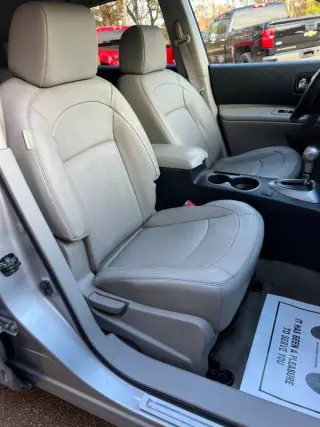 2013 Nissan Rogue SV w/SL Package