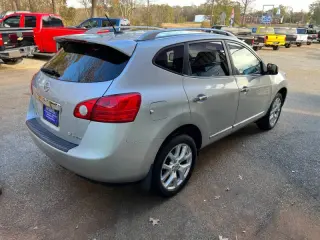 2013 Nissan Rogue SV w/SL Package