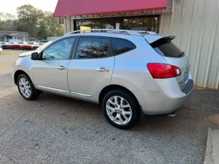2013 Nissan Rogue SV w/SL Package