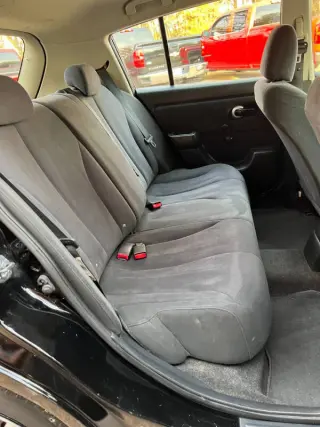 2009 Nissan Versa 1.8 S