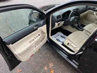 2012 Volkswagen Jetta SportWagen SE PZEV