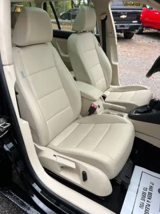 2012 Volkswagen Jetta SportWagen SE PZEV