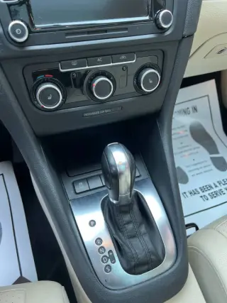 2012 Volkswagen Jetta SportWagen SE PZEV