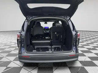 2025 Toyota Sienna XLE 7-Passenger