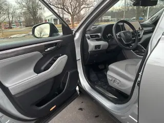 Gold Certified2025 Toyota Highlander Hybrid Platinum