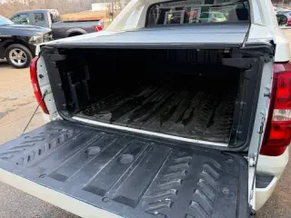 2013 Chevrolet Avalanche LTZ Black Diamond