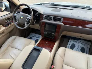 2013 Chevrolet Avalanche LTZ Black Diamond