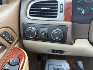 2013 Chevrolet Avalanche LTZ Black Diamond