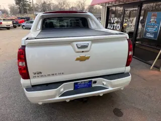 2013 Chevrolet Avalanche LTZ Black Diamond