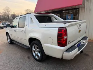 2013 Chevrolet Avalanche LTZ Black Diamond