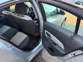2016 Chevrolet Cruze Limited LS Auto