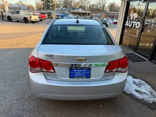 2016 Chevrolet Cruze Limited LS Auto
