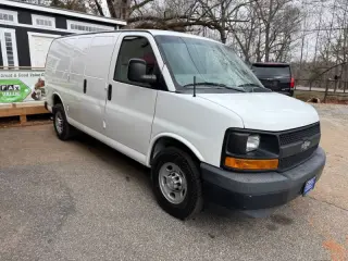 2017 Chevrolet Express 2500