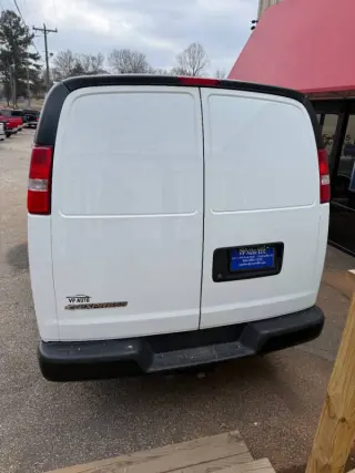 2017 Chevrolet Express 2500