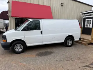 2017 Chevrolet Express 2500