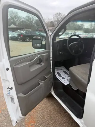2017 Chevrolet Express 2500