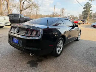 2014 Ford Mustang V6
