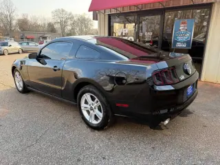 2014 Ford Mustang V6