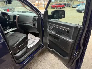 2015 RAM 1500 Sport