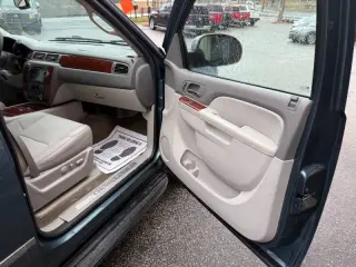 2010 Chevrolet Avalanche LTZ