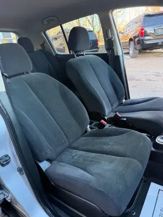 2012 Nissan Versa 1.8 S