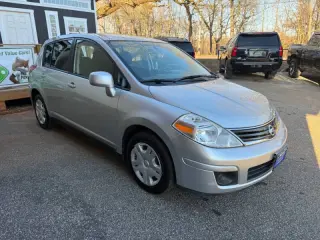 2012 Nissan Versa 1.8 S
