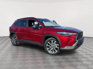 2025 Toyota Corolla Cross XLE