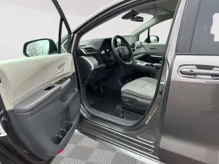 Gold Certified 2024 Toyota Sienna LE 8-Passenger