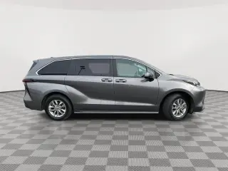 Gold Certified 2024 Toyota Sienna LE 8-Passenger