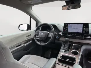 Gold Certified 2024 Toyota Sienna LE 8-Passenger