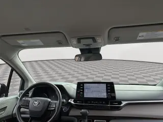 Gold Certified 2024 Toyota Sienna LE 8-Passenger