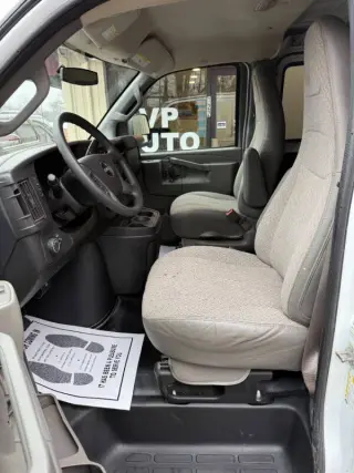 2017 GMC Savana 2500