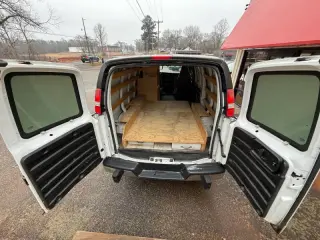 2017 GMC Savana 2500