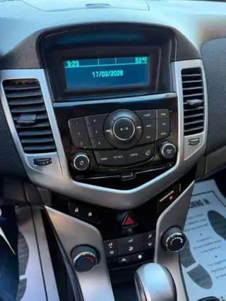 2013 Chevrolet Cruze 1LT Auto