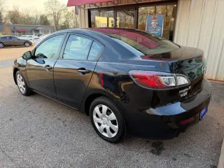 2013 Mazda MAZDA3 i SV